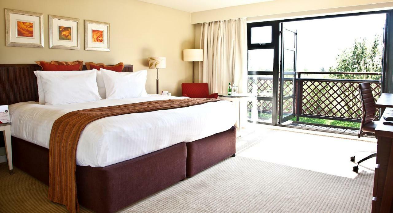 Five Lakes Resort Colchester Esterno foto
